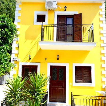 Dourios Ippos Apartments Frikes Exterior foto